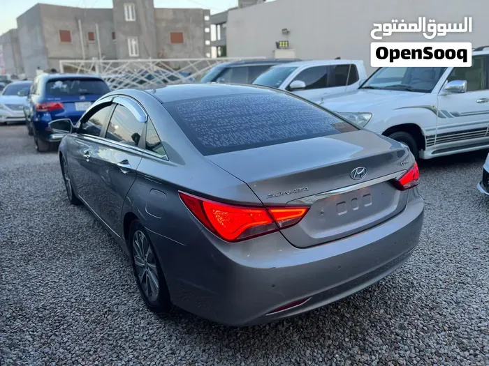 Hyundai Sonata 2012 photo 3