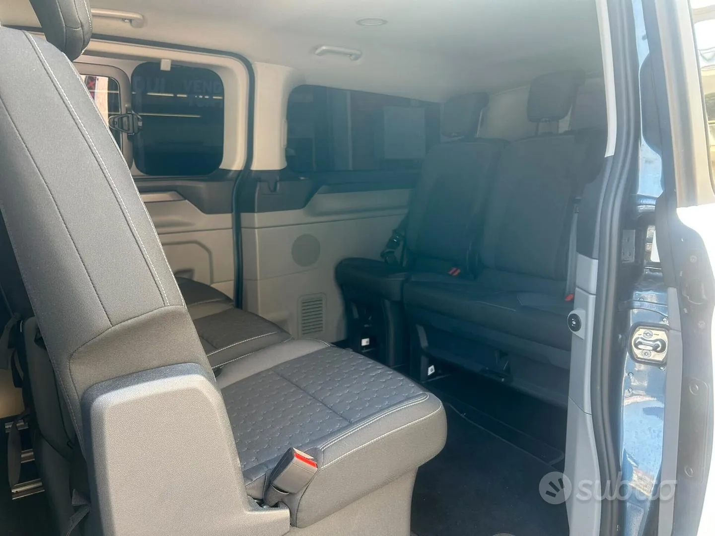 Ford Tourneo Custom 2025 photo 4