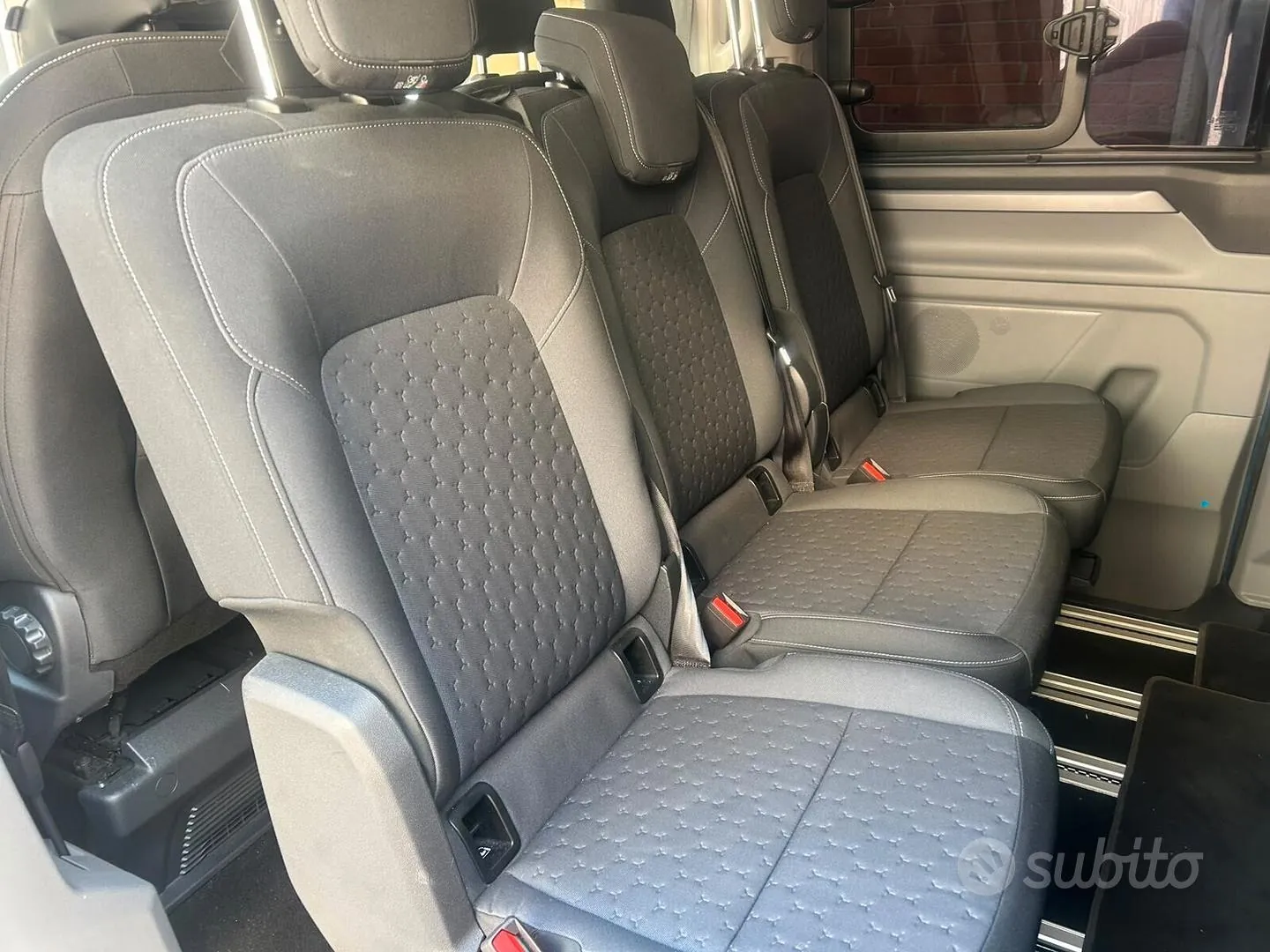 Ford Tourneo Custom 2025 photo 5