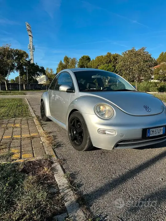 Volkswagen New Beetle