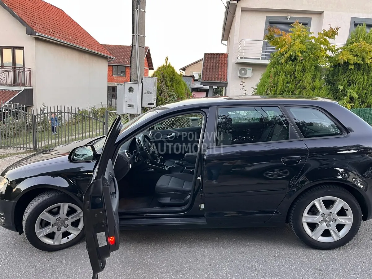 Audi A3 2010 photo 4