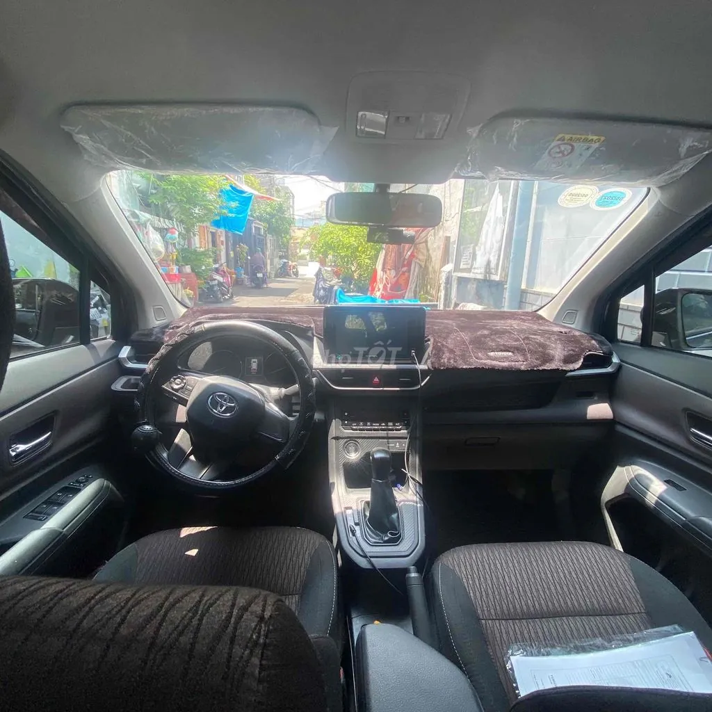 Toyota Avanza Premio 2024 photo 2
