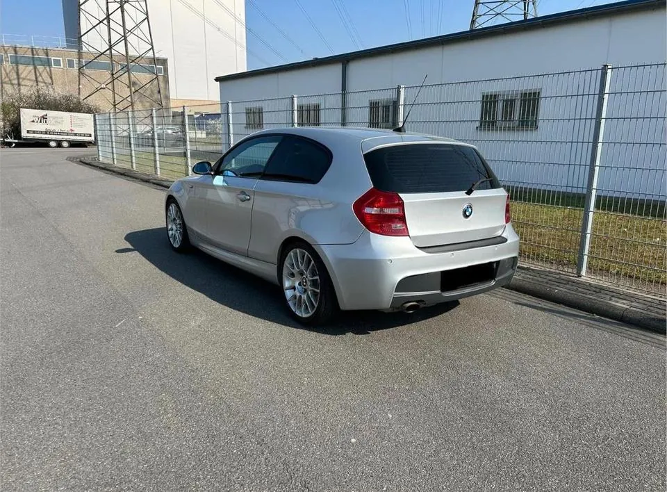 BMW 120I