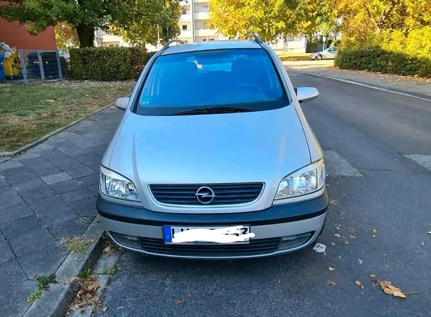 Opel Zafira A
