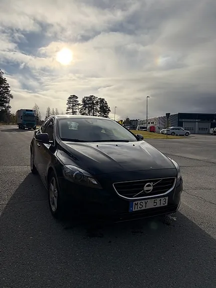 Volvo V40