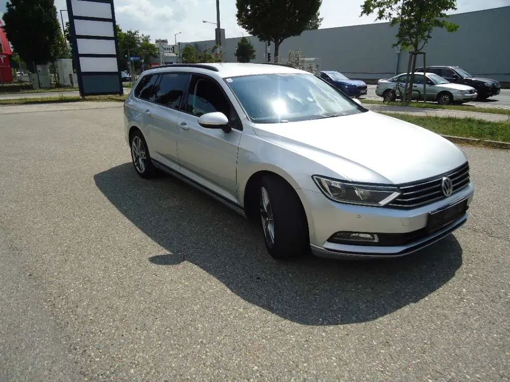 Volkswagen Passat