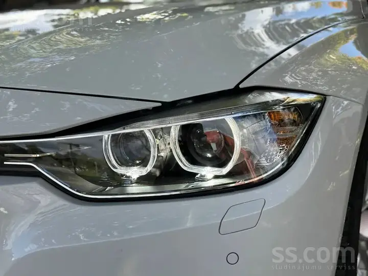 BMW 330D 2013 photo 5