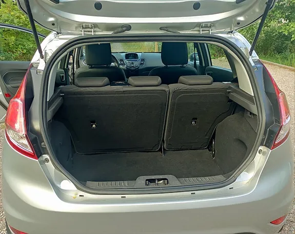 Ford Fiesta 2014 photo 4