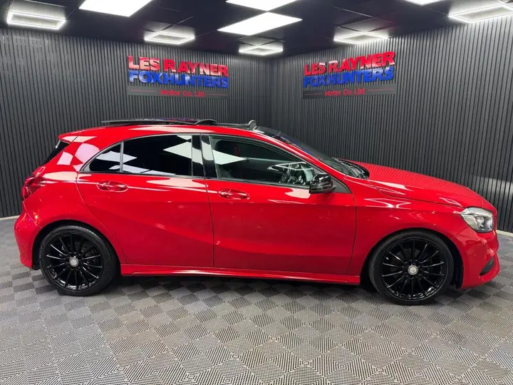 Mercedes-Benz A-Class 2017 photo 2