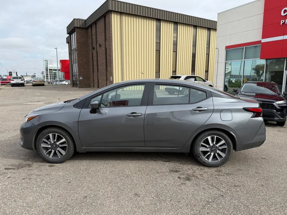 Nissan Versa 2024 photo 2