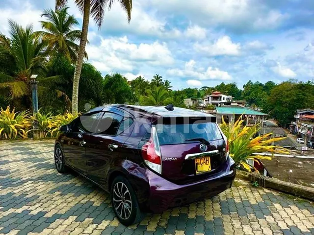 Toyota Aqua 2015 photo 3