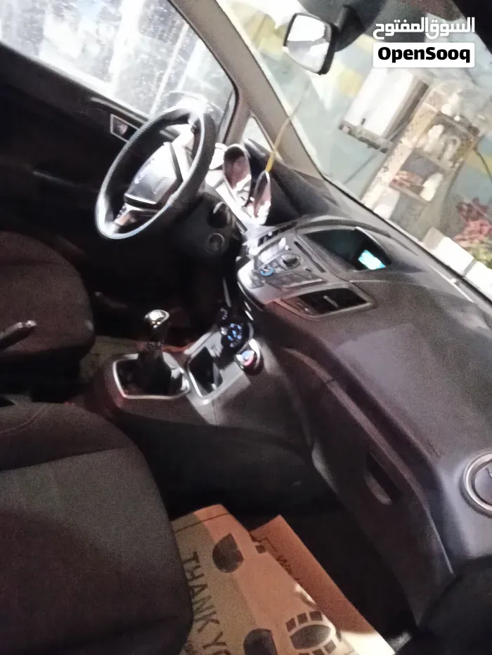 Ford Fiesta 2015 photo 4