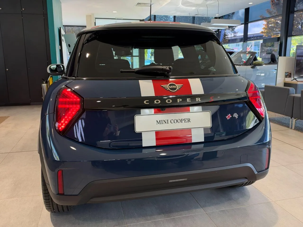 Mini Cooper S 2026 photo 3