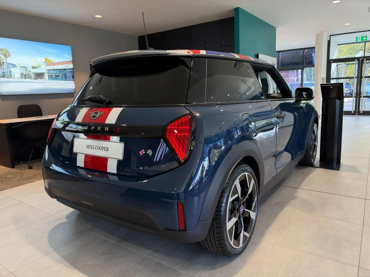 Mini Cooper S 2026 photo 4
