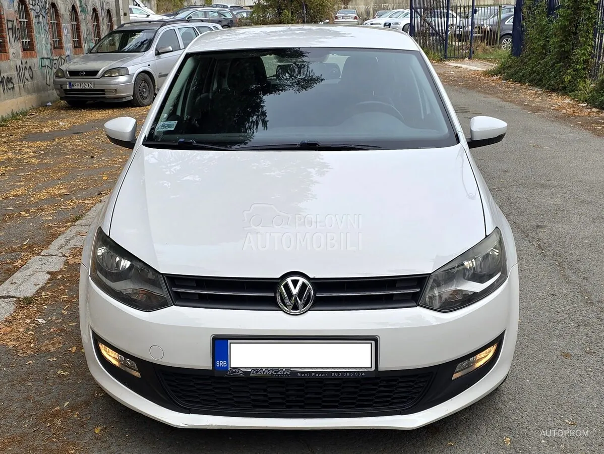 Volkswagen Polo 2010 photo 2