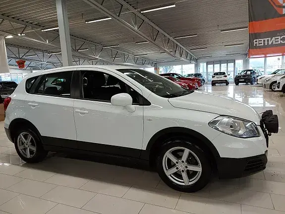 Suzuki S-Cross 2015 photo 4