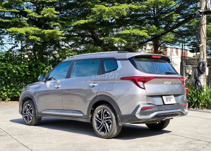 Kia Carens 2024 photo 3