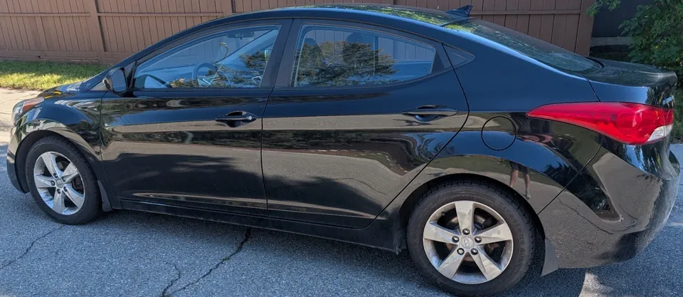 Hyundai Elantra 2012 photo 2