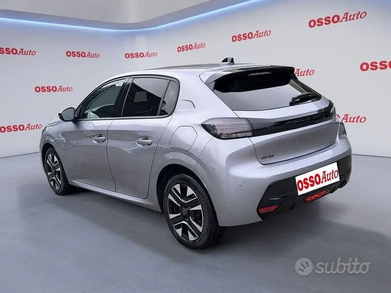 Peugeot 208 2025 photo 4