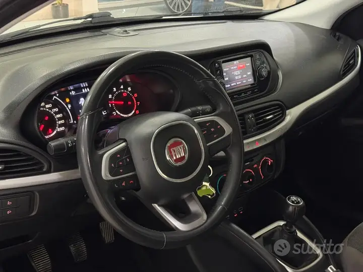Fiat Tipo 2017 photo 2