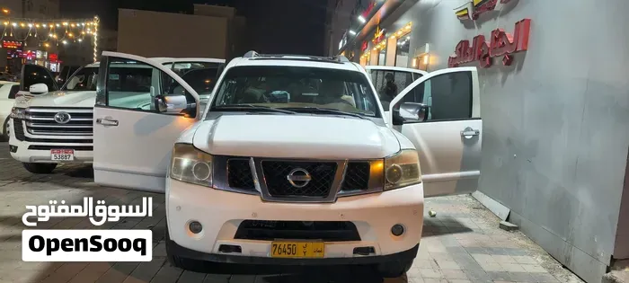 Nissan Armada 2009 photo 2