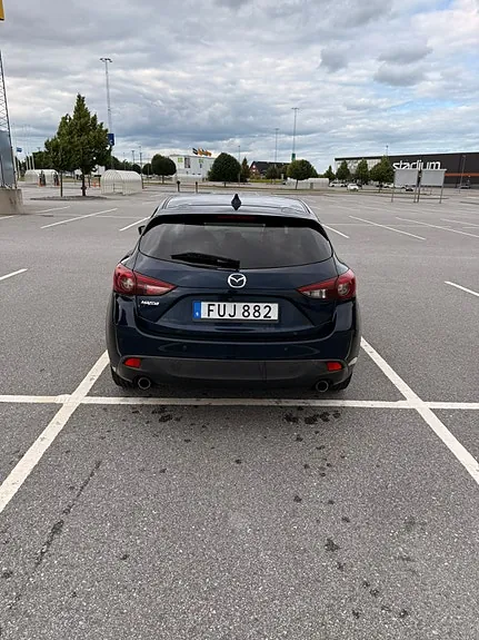 Mazda 3 2015 photo 3
