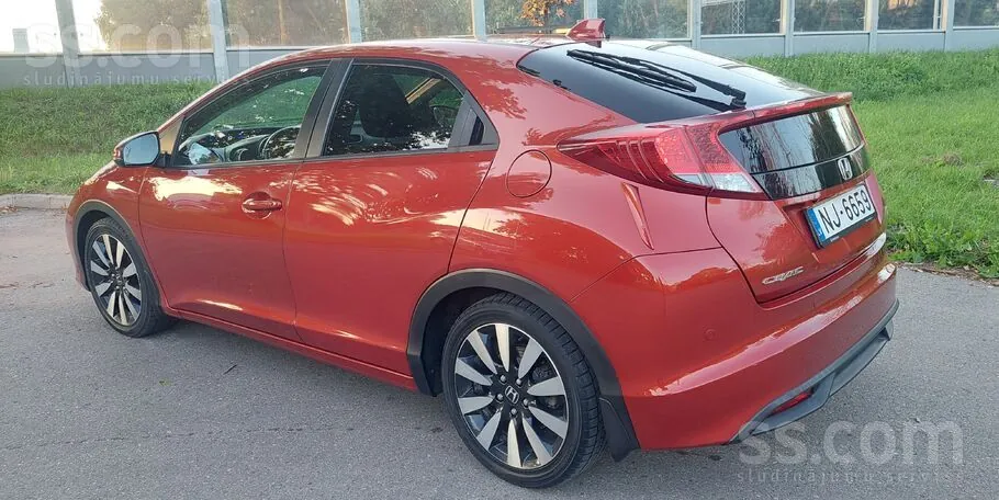 Honda Civic 2014 photo 2