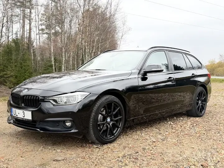 BMW 318D 2015 photo 5