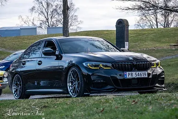 BMW 330E
