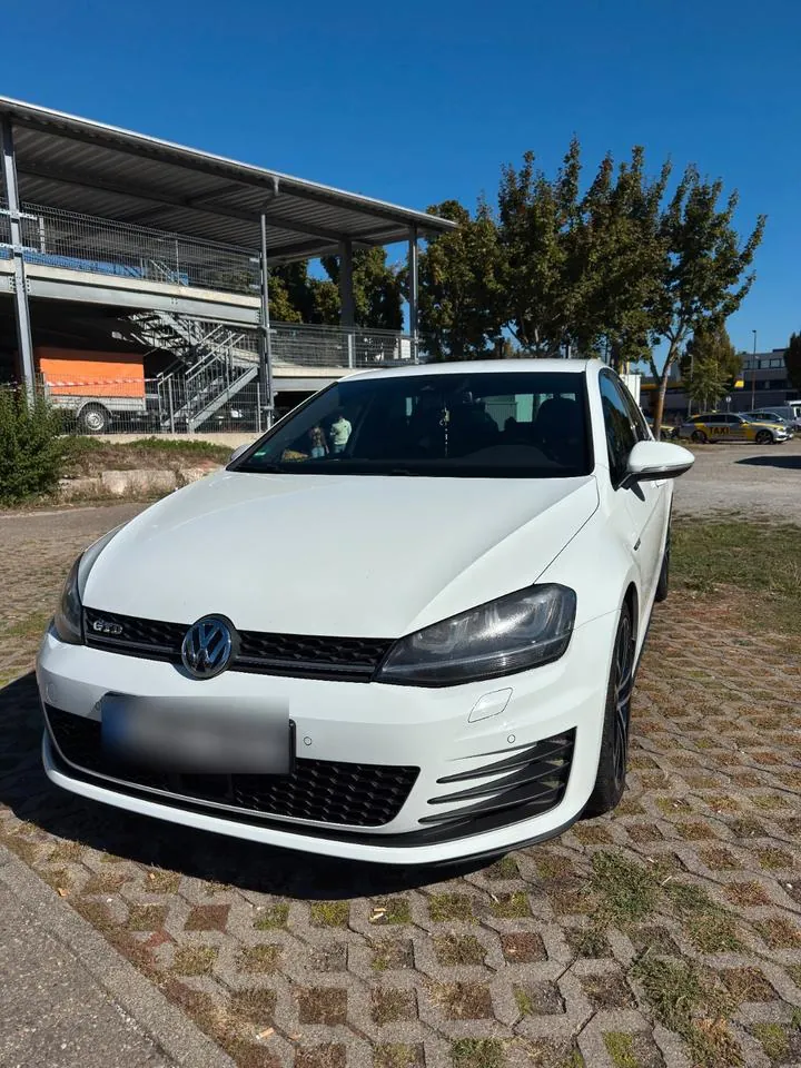 Volkswagen Golf Gtd