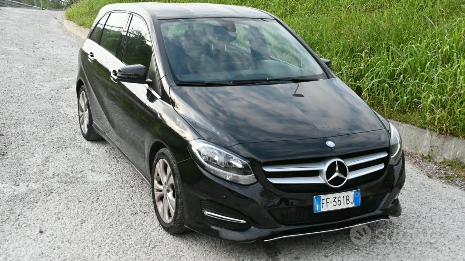 Mercedes-Benz B 180 D 2016 photo 2