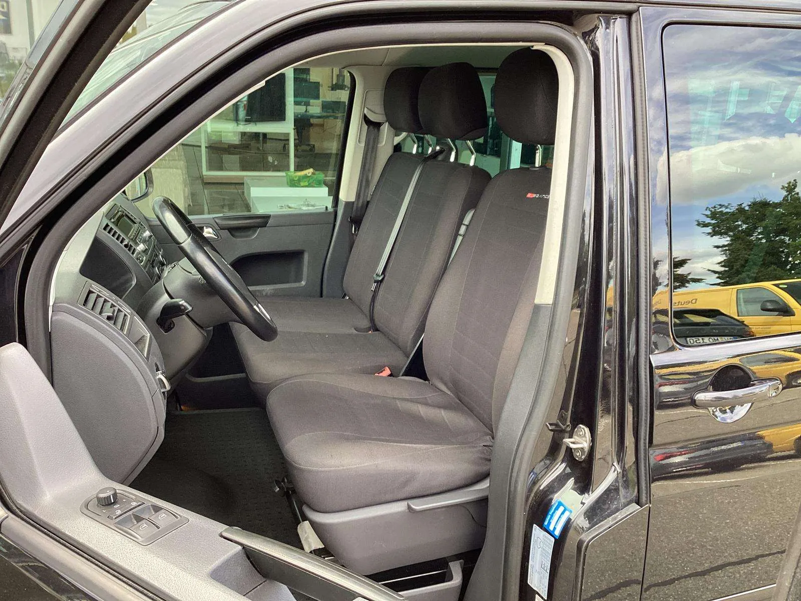 Volkswagen T5 Caravelle 2014 photo 4