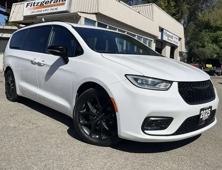 Chrysler Pacifica