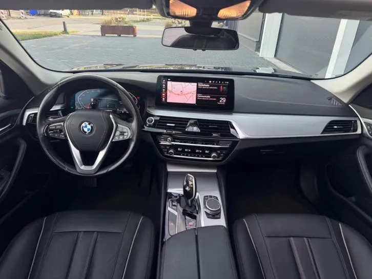BMW 5 Series 2020 photo 2