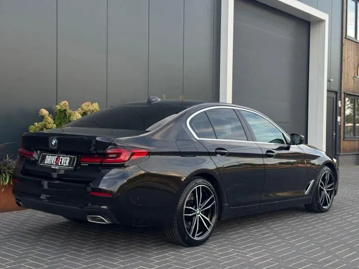 BMW 5 Series 2020 photo 3