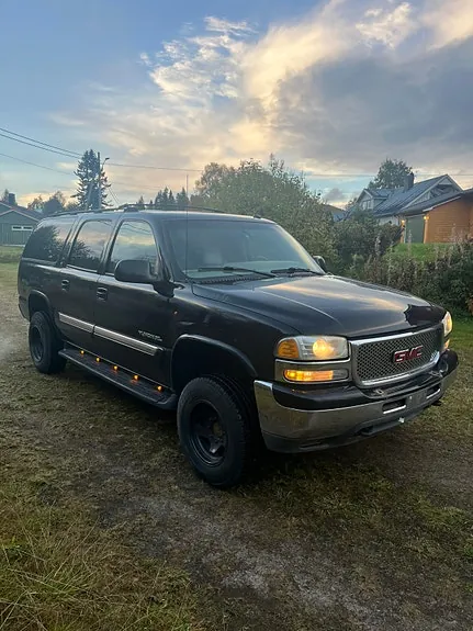 GMC Yukon 2002 photo 2