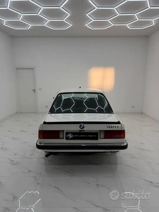 BMW 318 1985 photo 5