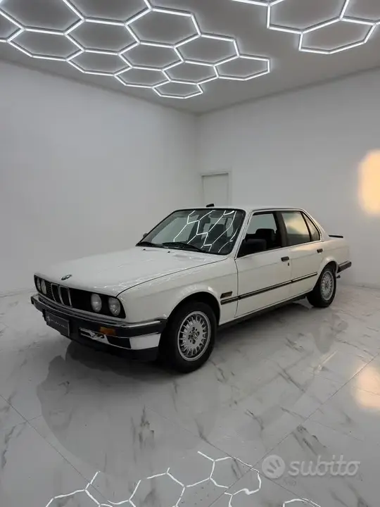 BMW 318