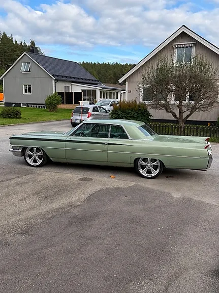 Cadillac Deville
