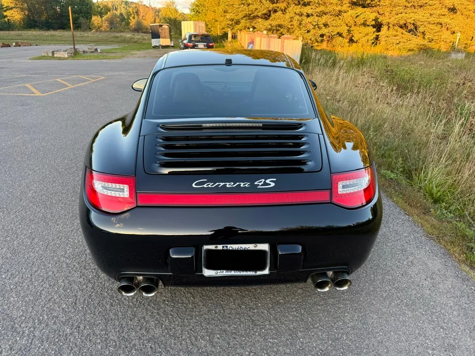 Porsche 911 2011 photo 3