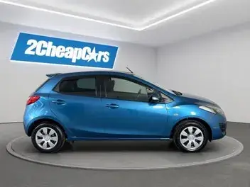 Mazda Demio 2012 photo 5