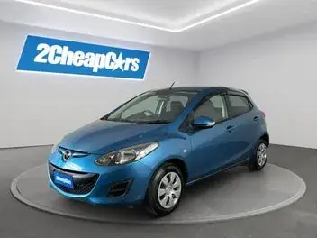 Mazda Demio 2012 photo 2