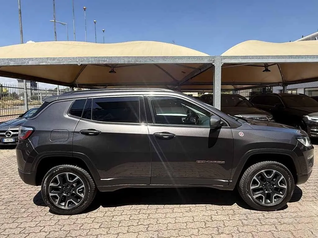 Jeep Compass 2018 photo 4