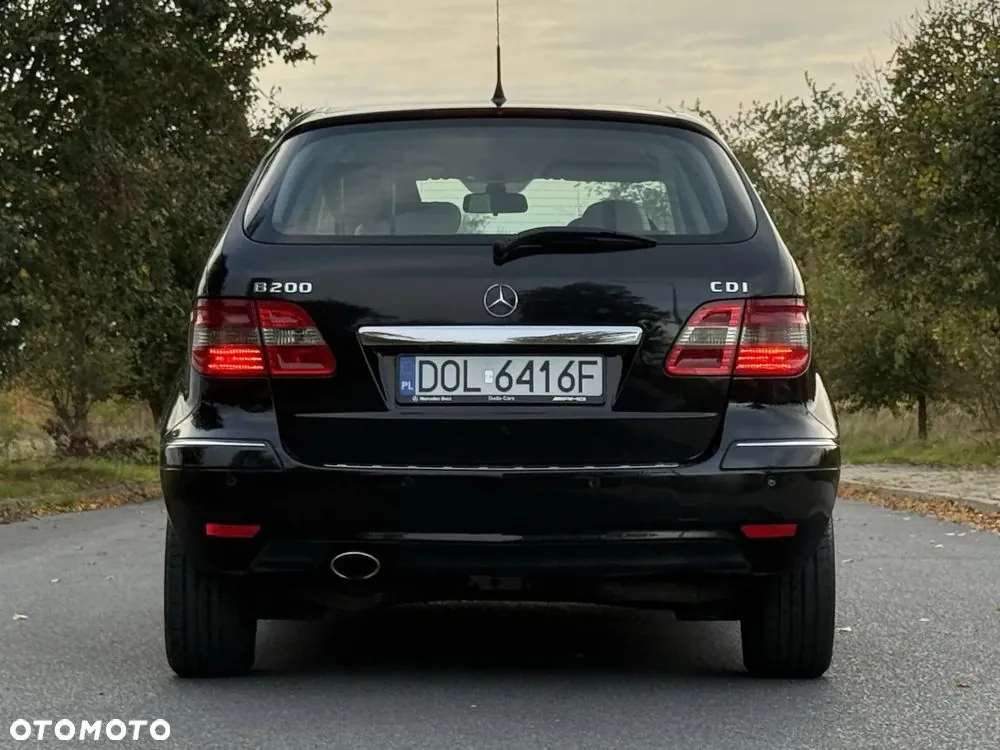 Mercedes-Benz B-Class 2011 photo 5