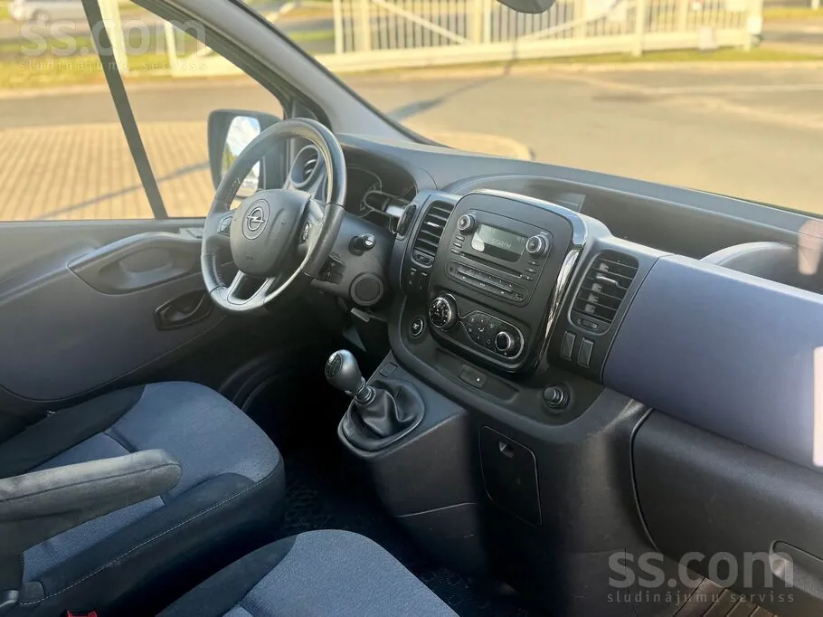 Opel Vivaro 2016 photo 5