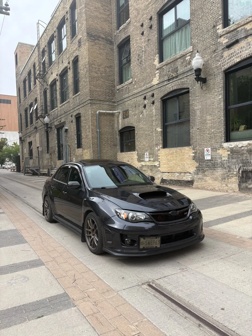 Subaru Impreza Wrx Sti 2011 photo 2