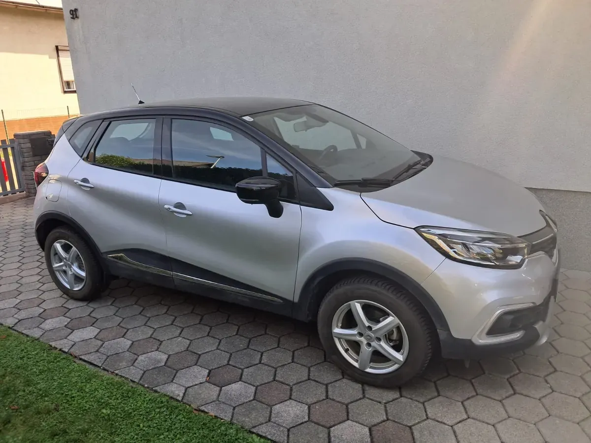 Renault Captur 2017 photo 2