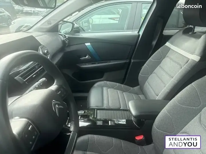 Citroen C4 2023 photo 5