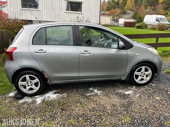 Toyota Yaris 2006 photo 5