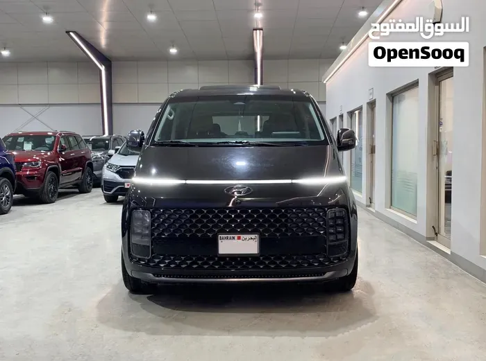 Hyundai Staria 2023 photo 4